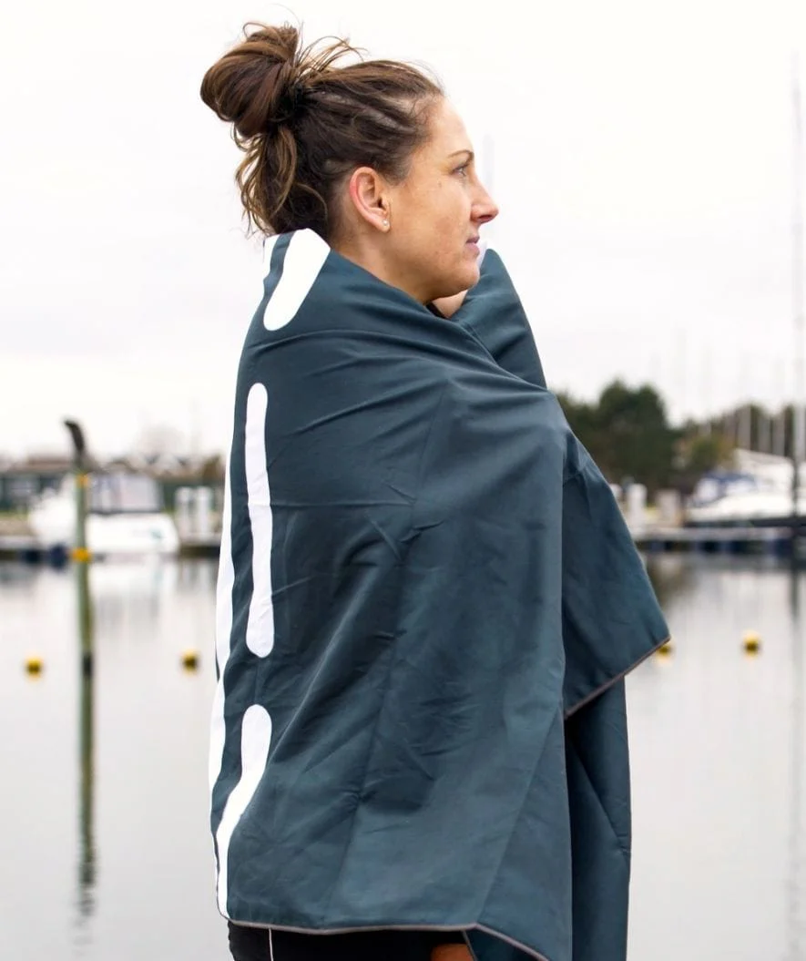 Watery ręcznik z mikrofibry (160 x 80 cm) - Eco Nebraska - Ciemnoniebieski - Image 4